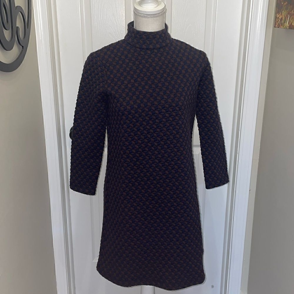 Tuckernuck Navy & Brown Geometric Print Quilted Mock Neck Dress, NWT